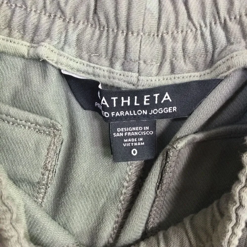 Athleta Womens Farallon Printed Jogger Camo Pants Sage Green 0